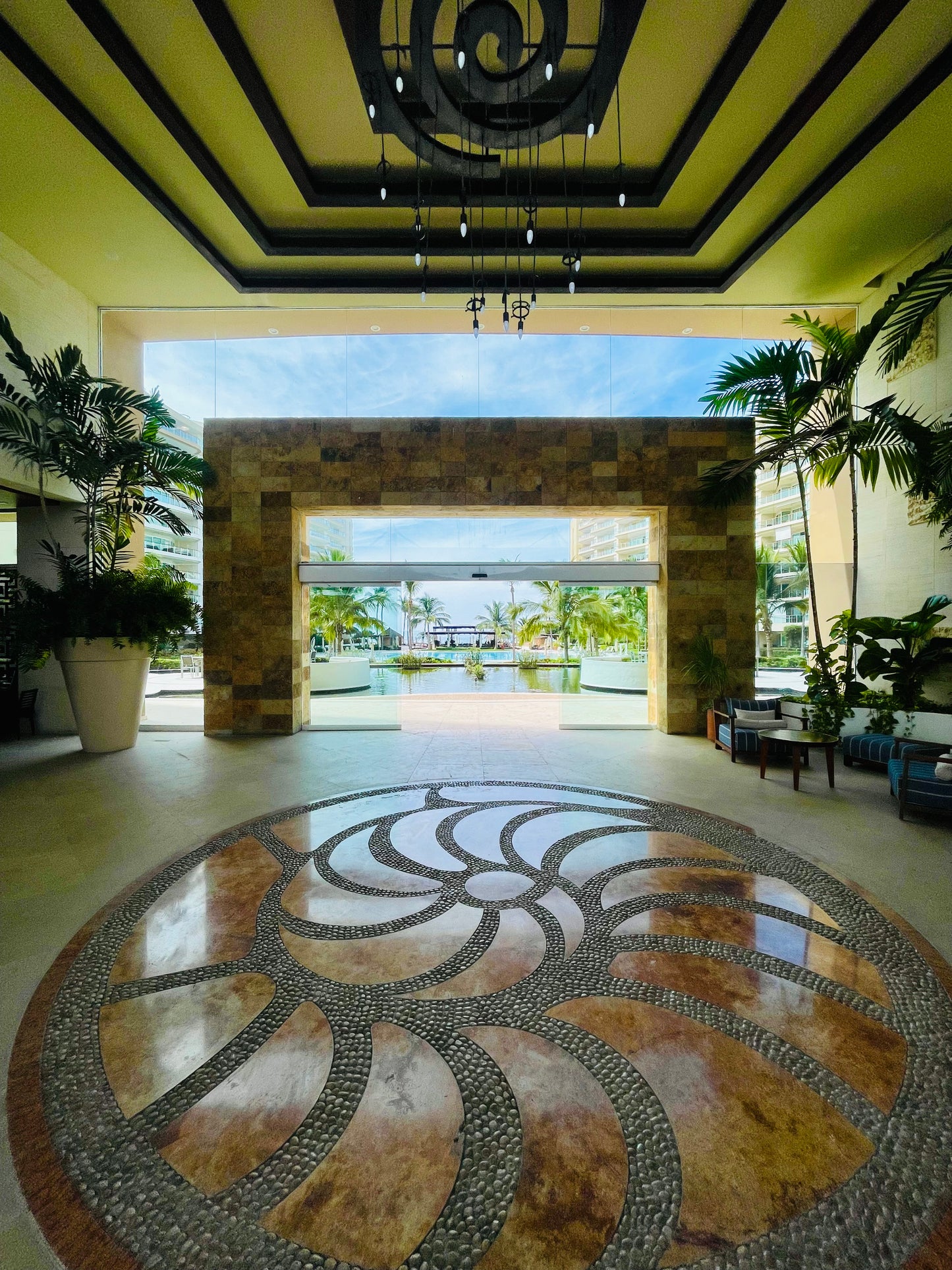 Delcanto Beach Front