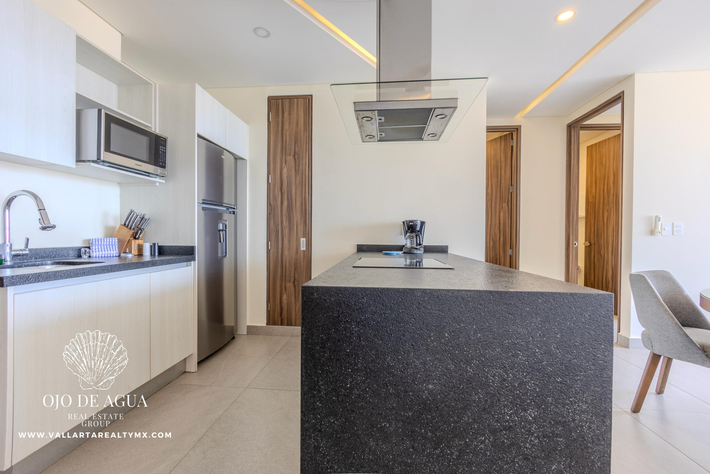 Ambar 402