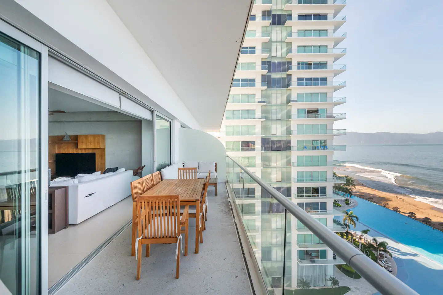 Peninsula Puerto Vallarta 8th Floor