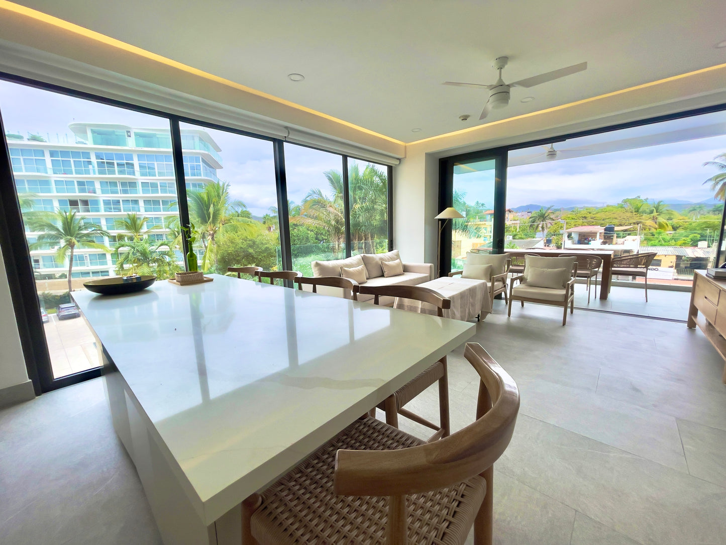 Udara Beachfront Luxury