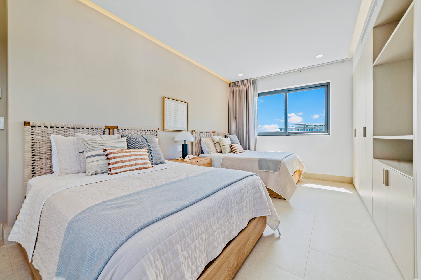 Panarea 6th floor