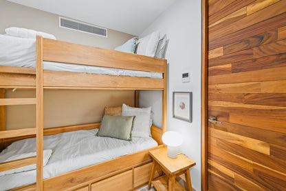 Panarea 6th floor