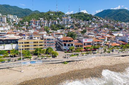 Comercial building on Puerto Vallarta Iconic Malecon for sale