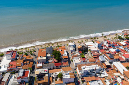 Comercial building on Puerto Vallarta Iconic Malecon for sale