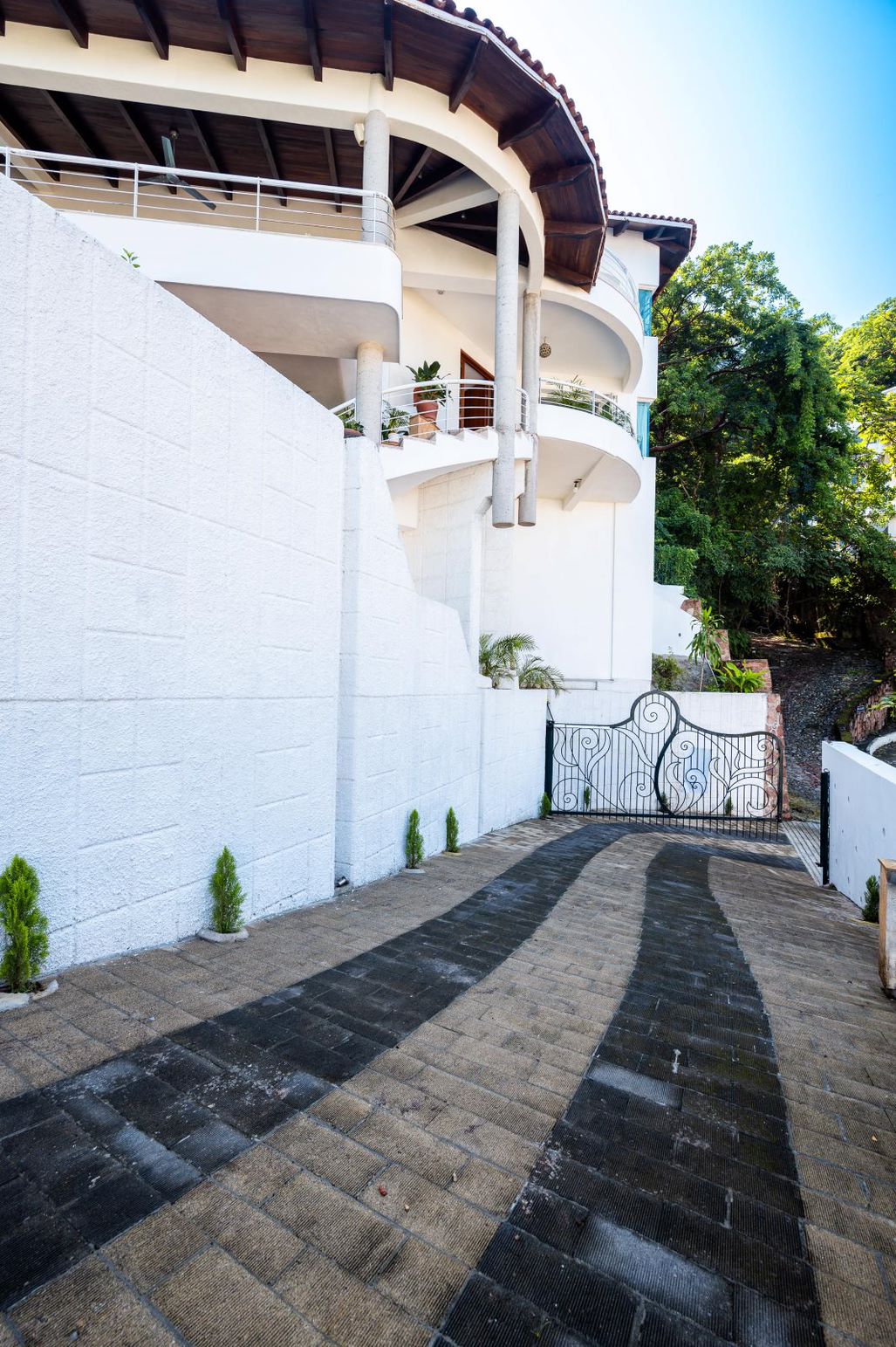 Villa talisman Conchas chinas Puerto vallarta for sale